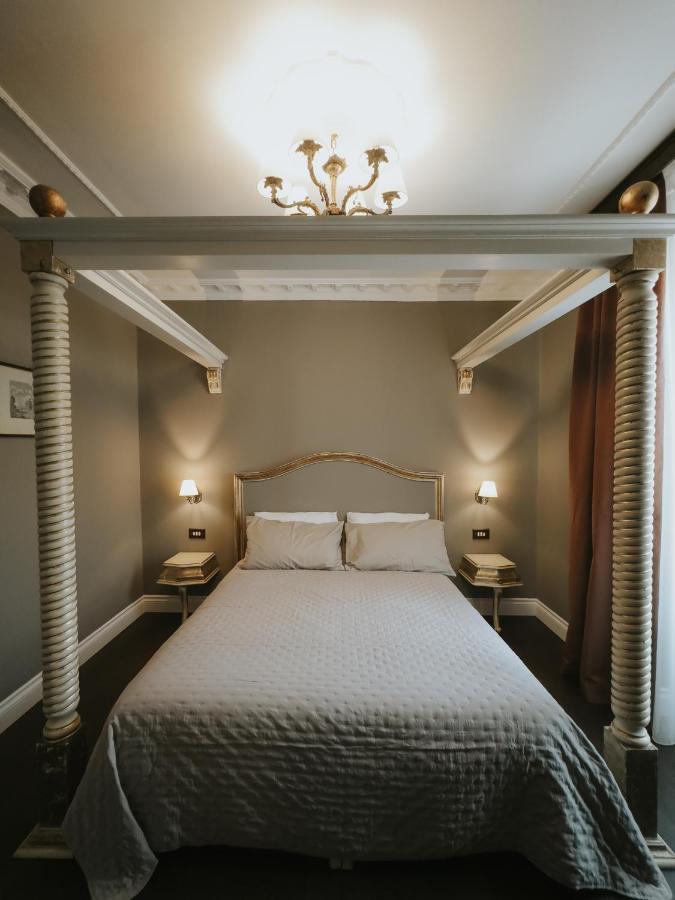 B&B Locanda Della Vittoria คาตาเนีย ภายนอก รูปภาพ