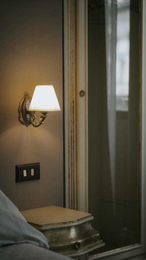 B&B Locanda Della Vittoria คาตาเนีย ภายนอก รูปภาพ
