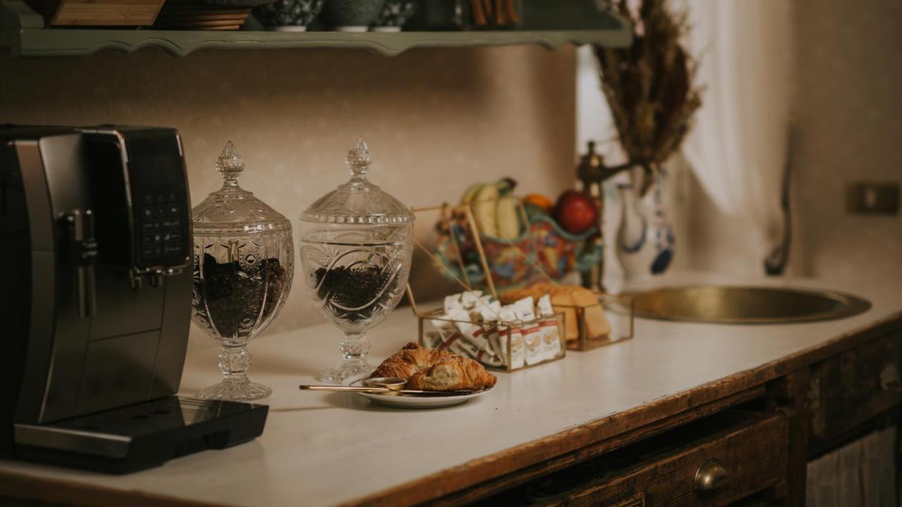 B&B Locanda Della Vittoria คาตาเนีย ภายนอก รูปภาพ