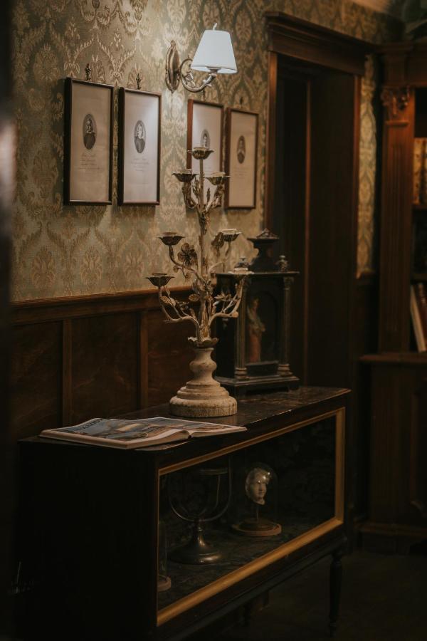 B&B Locanda Della Vittoria คาตาเนีย ภายนอก รูปภาพ