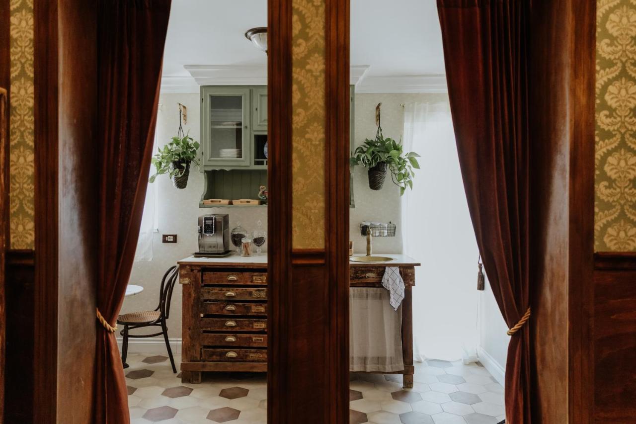 B&B Locanda Della Vittoria คาตาเนีย ภายนอก รูปภาพ