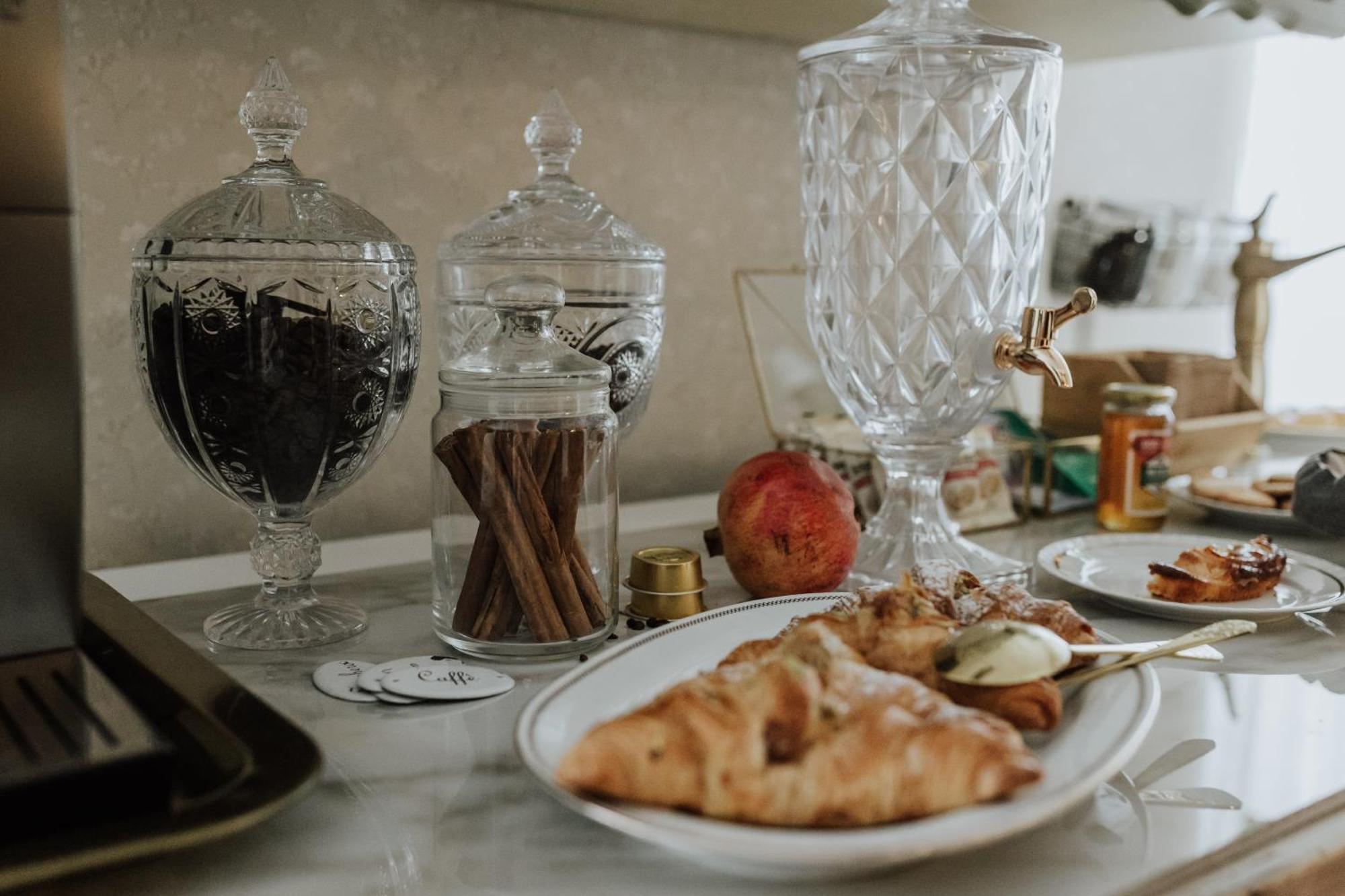 B&B Locanda Della Vittoria คาตาเนีย ภายนอก รูปภาพ