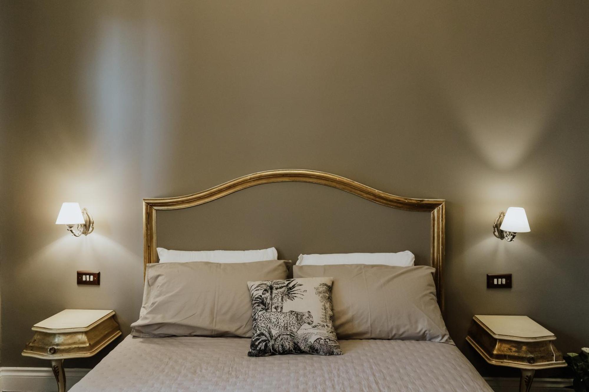 B&B Locanda Della Vittoria คาตาเนีย ภายนอก รูปภาพ