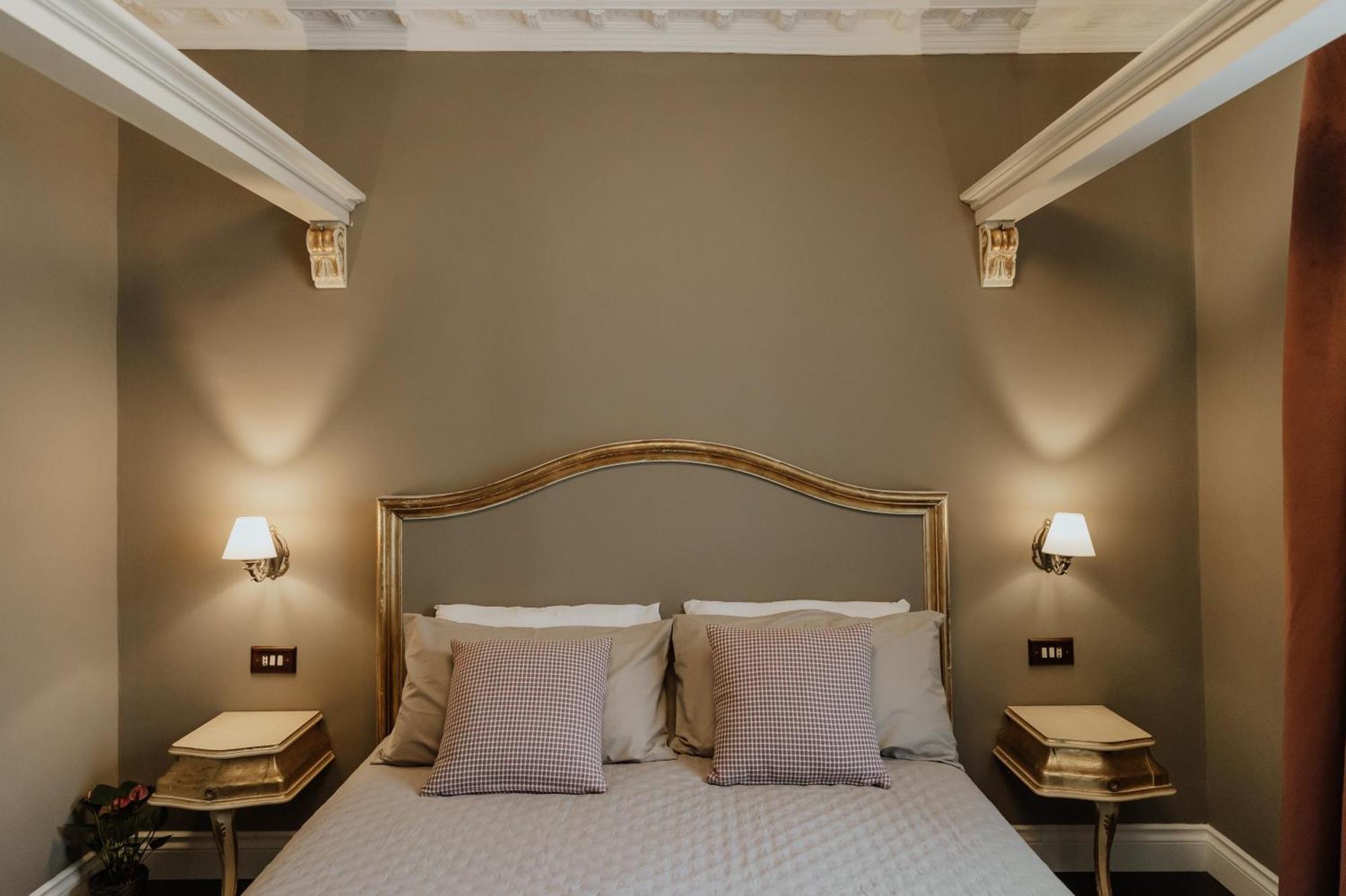 B&B Locanda Della Vittoria คาตาเนีย ภายนอก รูปภาพ