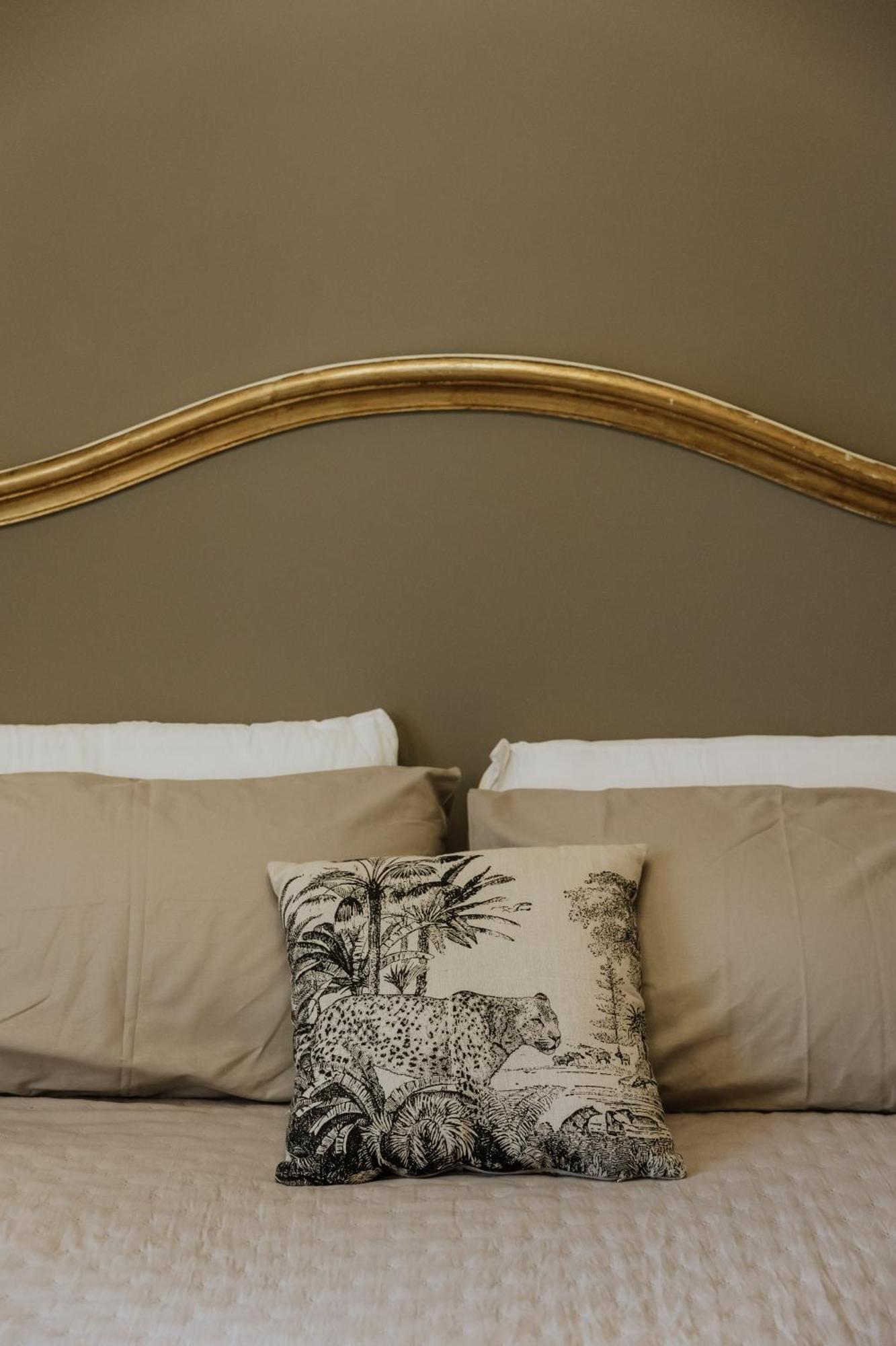 B&B Locanda Della Vittoria คาตาเนีย ภายนอก รูปภาพ